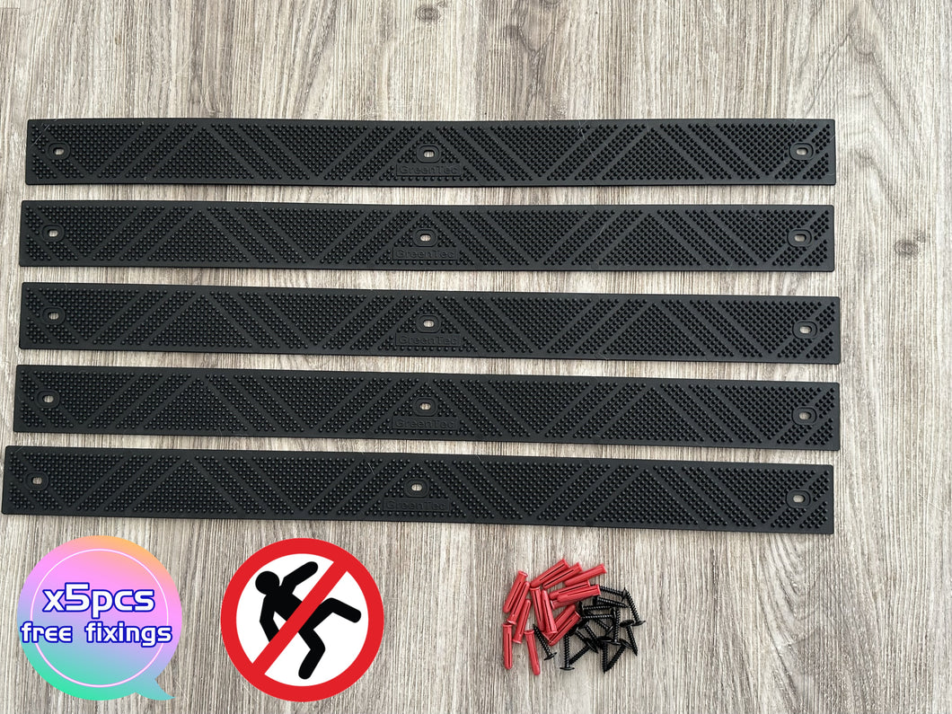 5 x Hard Wearing Polypropylene Anti Slip Strips with Fixings